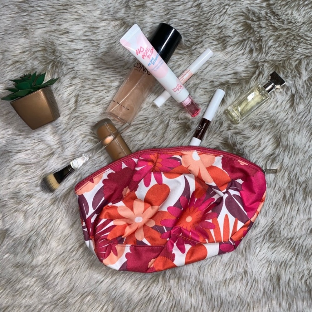 FREE Clinique Makeup Bag with Purchase!